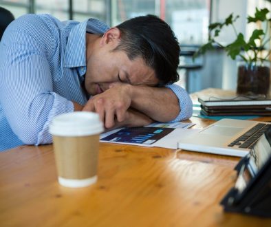 pengaruh digital fatigue dan cara mengatasinya di lavalen medica
